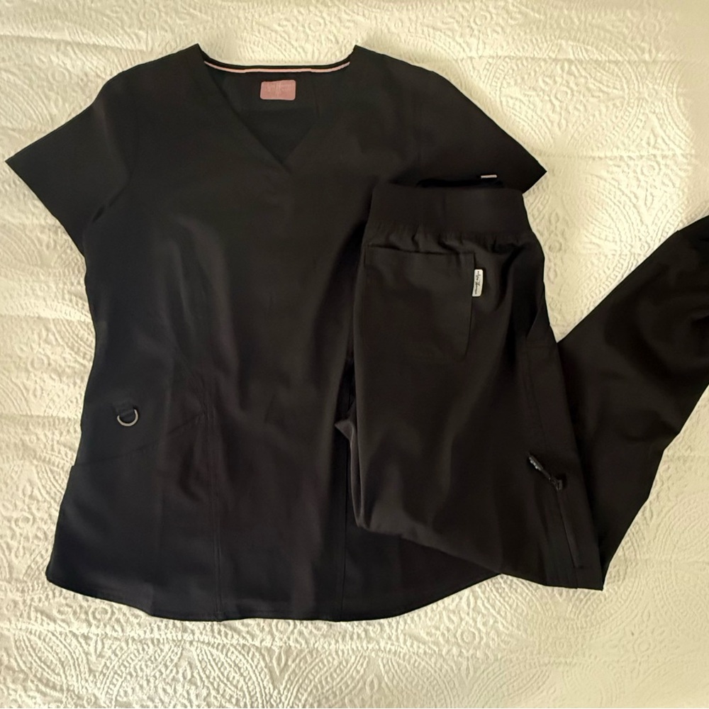 Black Scrub Set Ava Therese